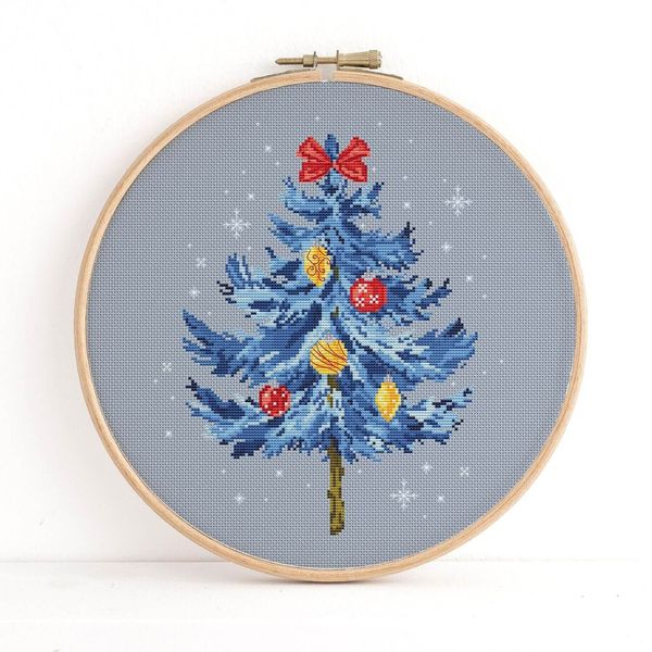Celebrate Holidays with a Charming Christmas Tree Cross Stitch Pattern